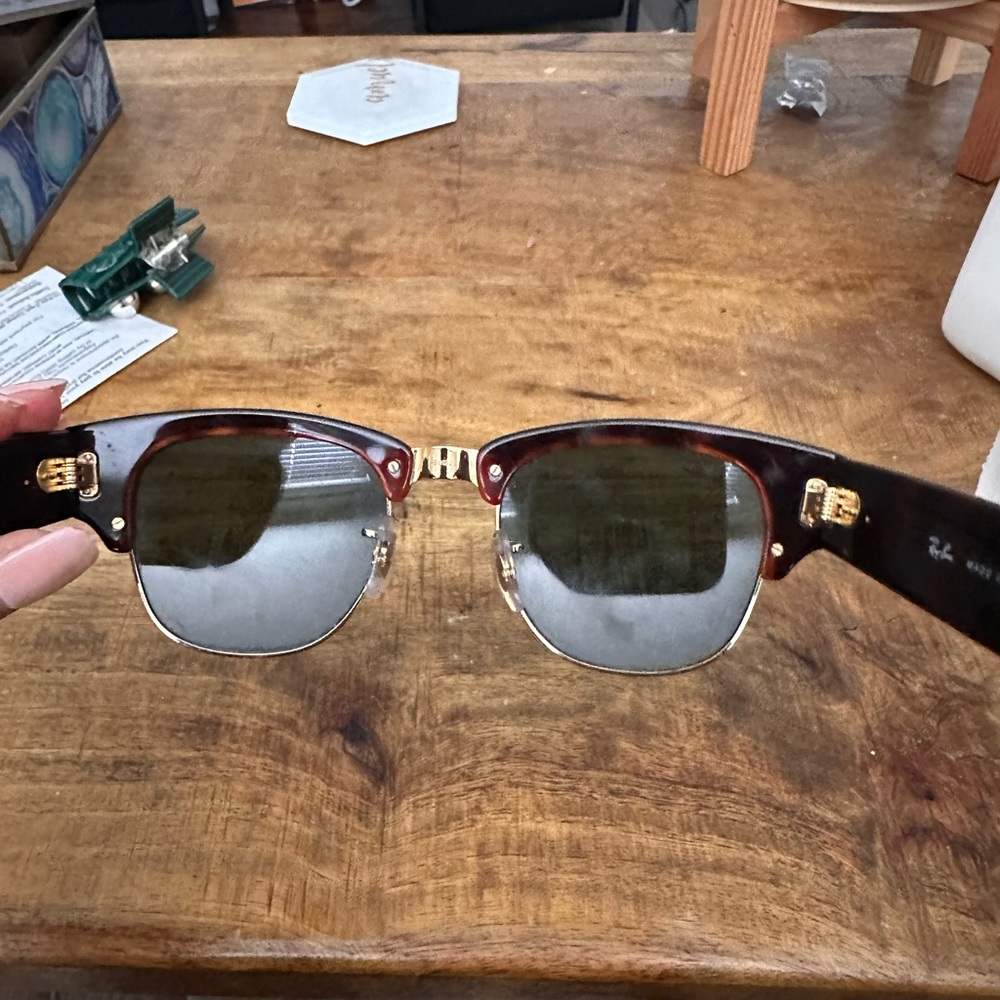 Tortoise Shell Club Master Ray Bans - Picture 3 of 7